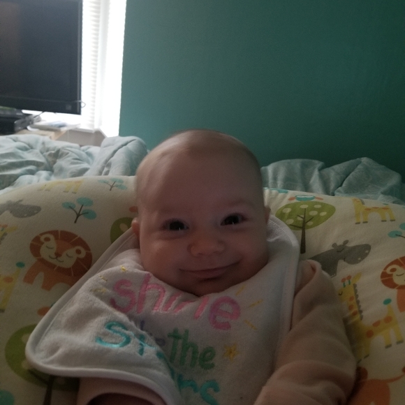 Meet your Posher, Danielle - Picture 4 of 4